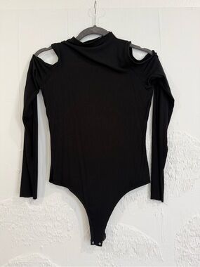 Bailey 44 Black Cold-Shoulder Long Sleeve Bodysuit